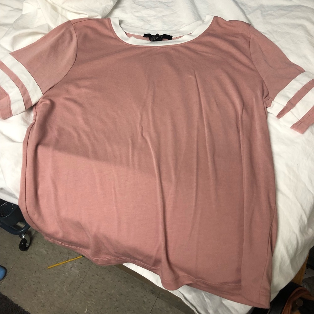Forever21 T-Shirt